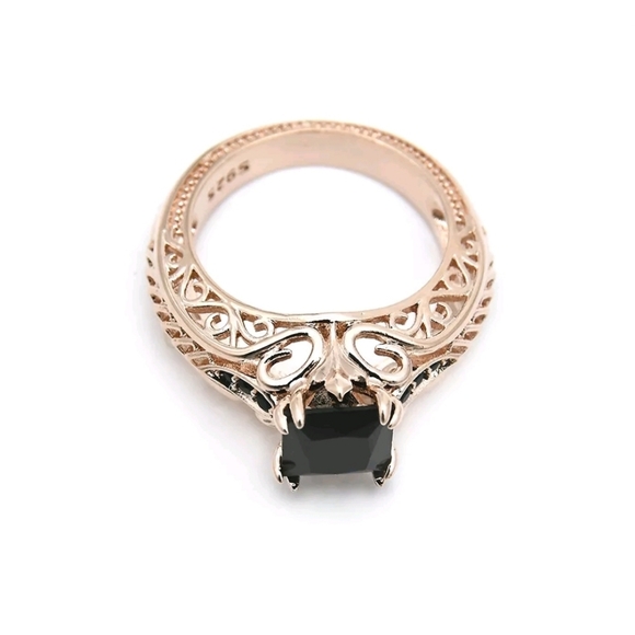 NEW STERLING STERLING STAMPED BLACK SAPPHIRE RING - Picture 3 of 4